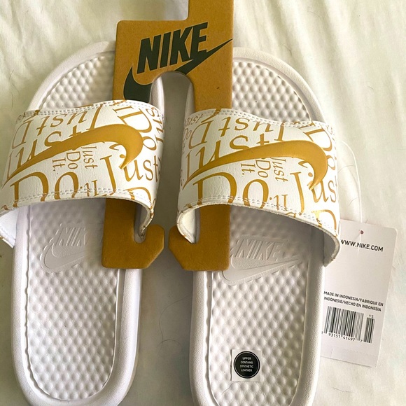 Nike “Just Do It” slides - Picture 2 of 2